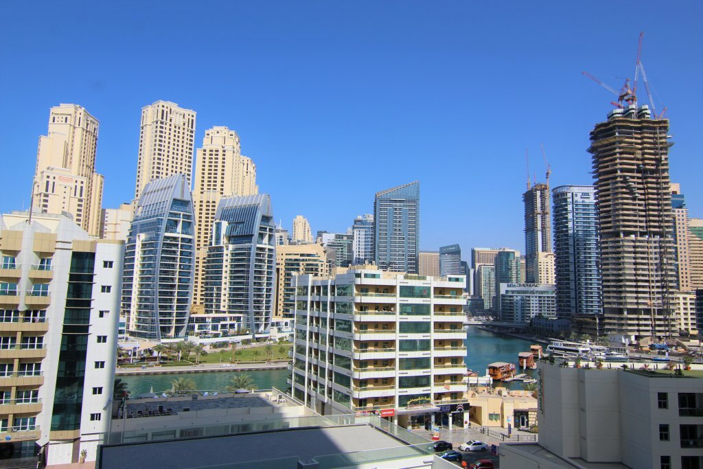 Short-term housing rental Marina view Spacious studio Newly decorated Dubai Apartments, Dubai, photo