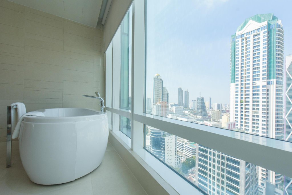 Фото Eastin Grand Hotel Sathorn Bangkok