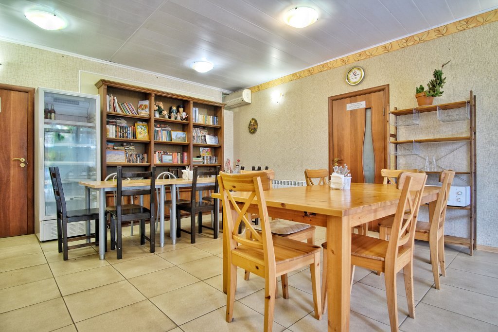 Фото Селена