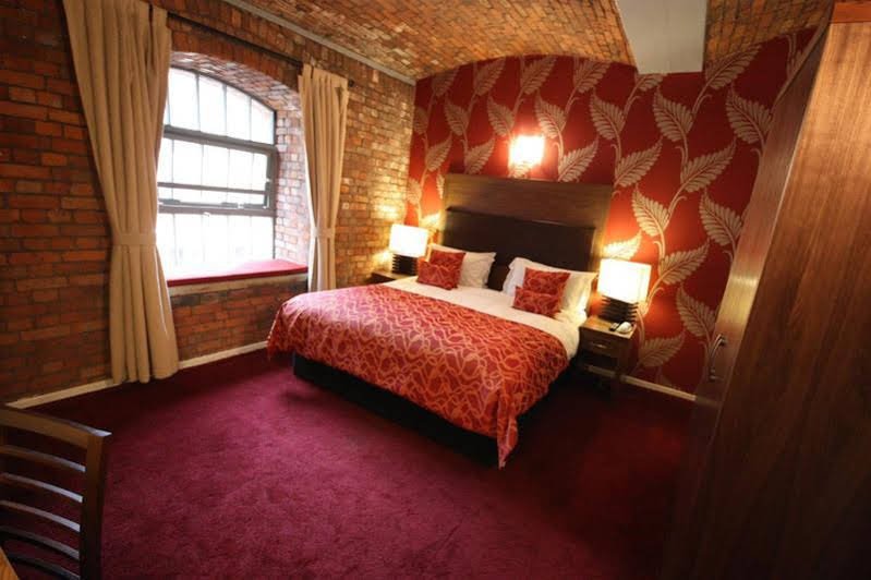 Фото The Place Aparthotel