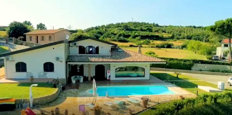 Гостиница Villa With 4 Bedrooms in Castellaccio, With Private Pool, Enclosed Garden and Wifi