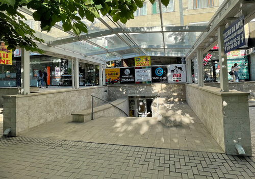 elfbar nachfüll pod läuft aus Photo: E-cigarette, vape shop, Chisinau, Moscova Boulevard, 2 — Yandex Maps