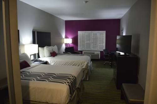 Фото Best Western Plus Dilley Inn & Suites