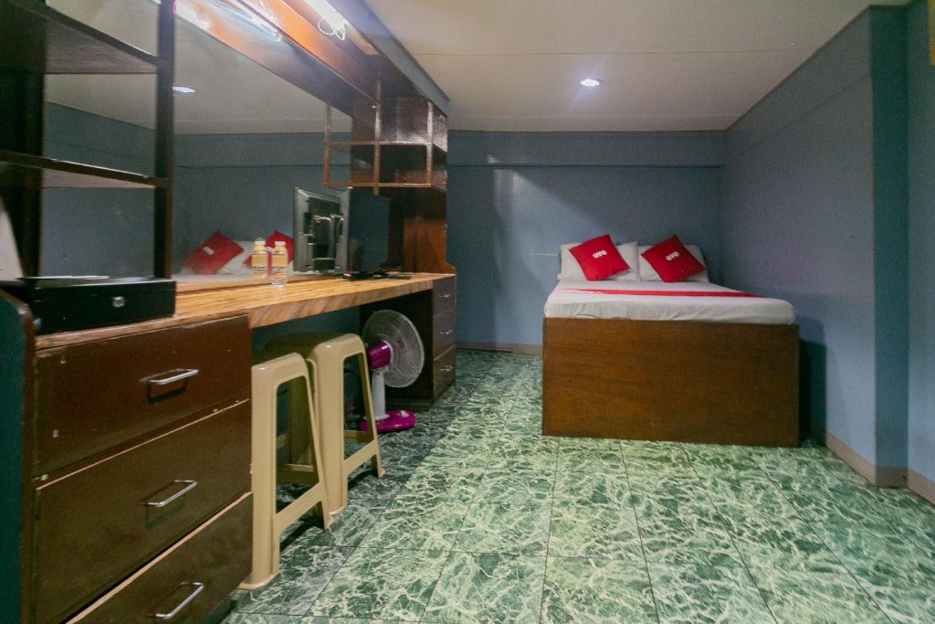 Фото Aloha Hotel