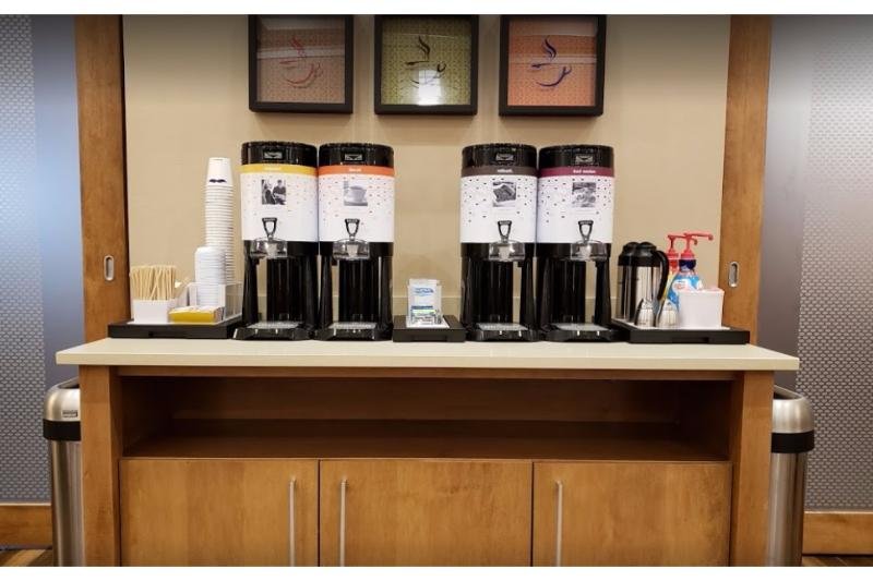 Фото Hampton Inn & Suites Grants Pass