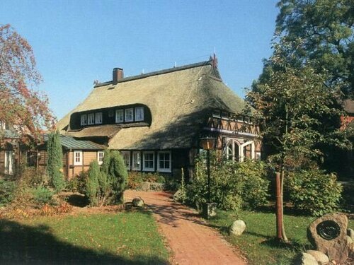 Гостиница Ferien- & Reitsport Hotel Brunnenhof
