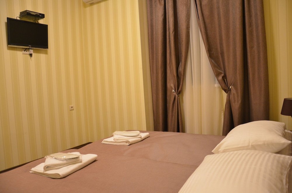 Фото Отель Athletics