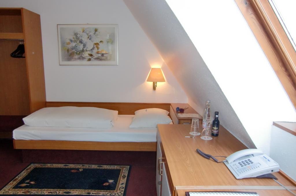 Фото Hotel Bär Sinsheim