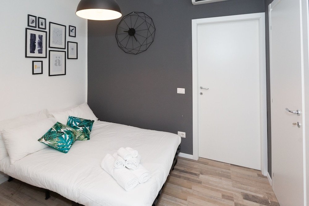 Фото Home Hotel - Mamiani 6