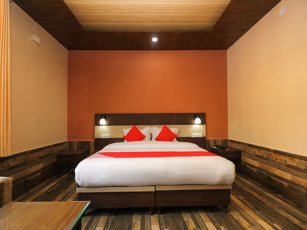 Фото Oyo 26672 Funky Town