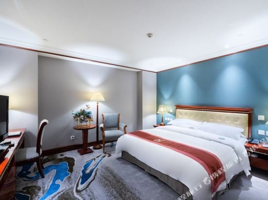 Фото Golden Ocean Hotel