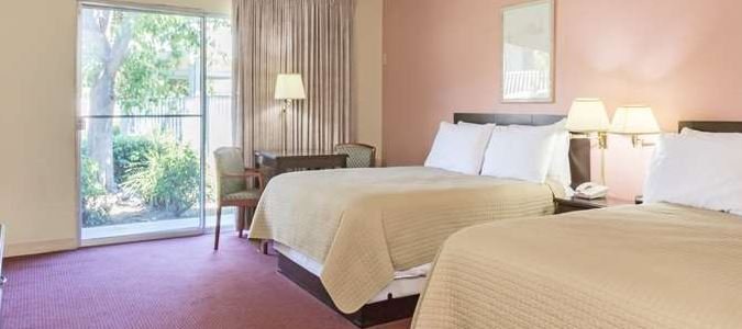 Фото Days Inn by Wyndham Novato/San Francisco