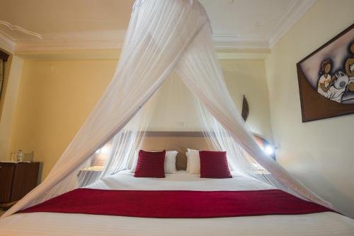 Фото Hotel Chez Lando