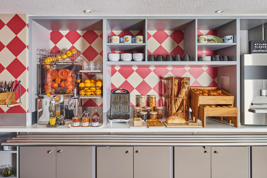 Фото Ibis Paris Maine Montparnasse 14th