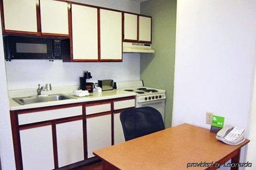 Фото Extended Stay America Suites Austin Metro