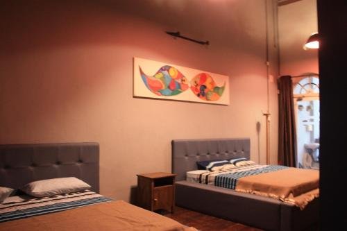 Фото Moustachz Hauze