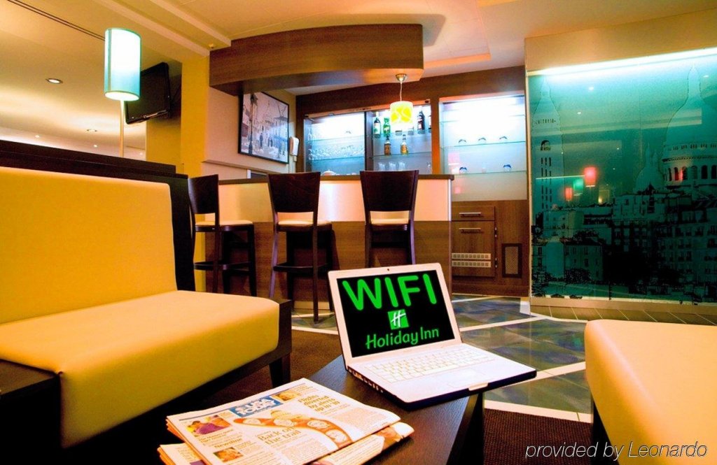 Фото Holiday Inn Paris Montmartre