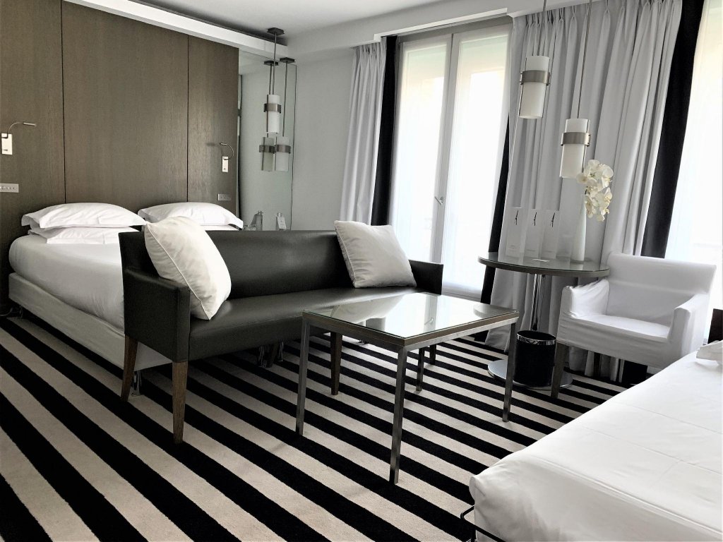 Фото Hôtel Le A