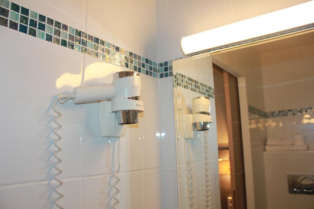 Фото The Originals City, Hôtel Novella Nantes Centre Gare