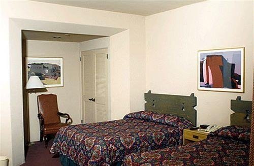 Фото Clocktower Inn Ventura