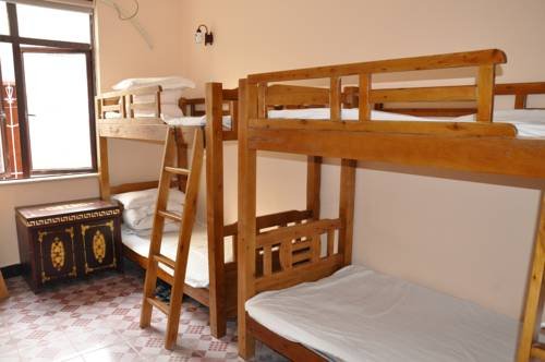 Фото Holly's Hostel Chengdu