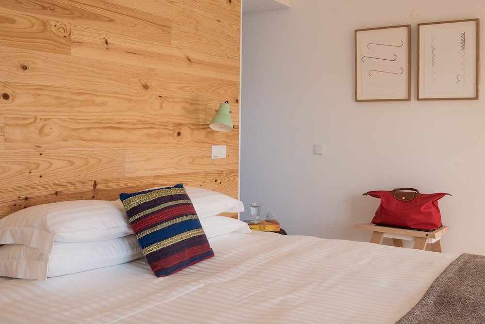 Фото Craveiral Farmhouse by Belong