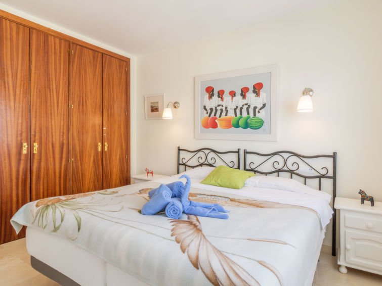 Фото 3 Bedroom Apartment With Private Pool