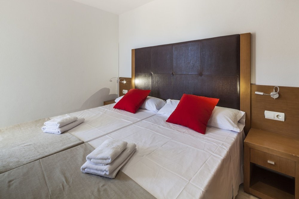 Фото Ibiza Heaven Apartments