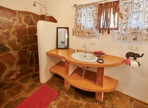 Гостиница Wild Dogs Lodge в Лусаке