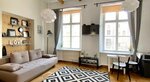 Dreaming Apartments (Stavropihiiska vulytsia, 11), short-term housing rental