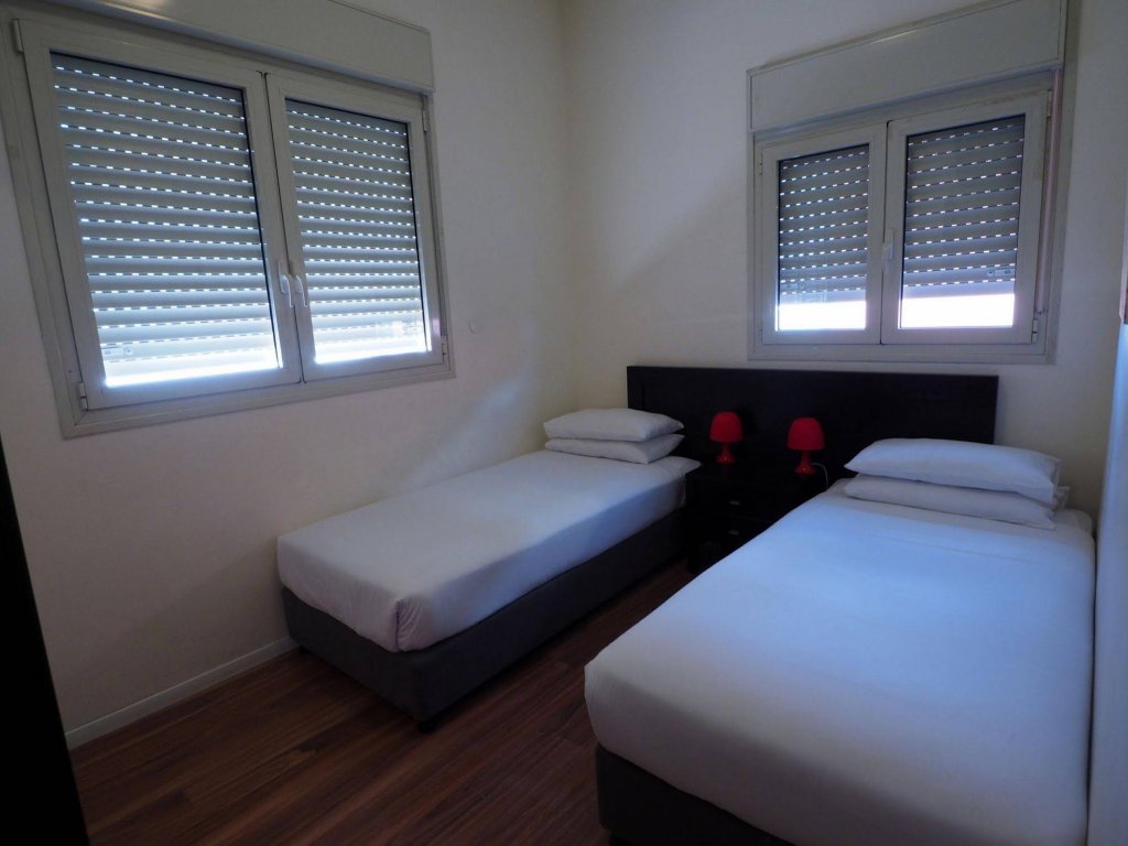 Фото Ben Yehuda Apartments