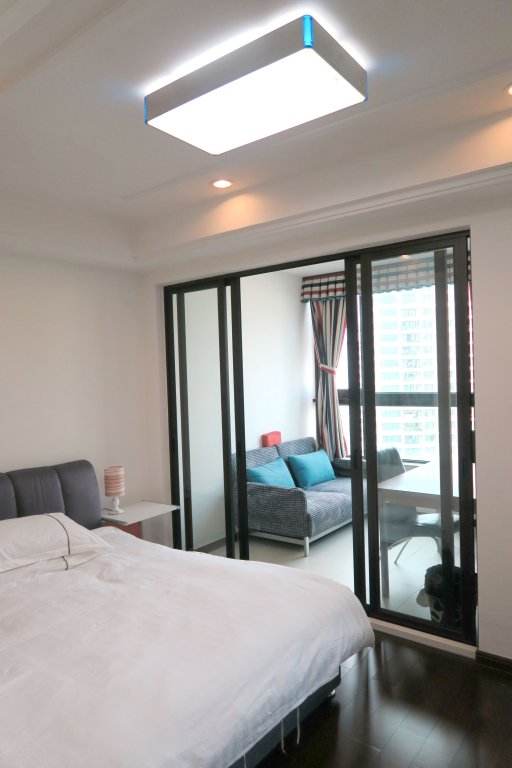 Фото Zhuhai Hualei Apartment