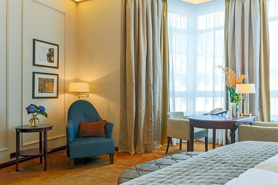 Фото Excelsior Hotel Ernst