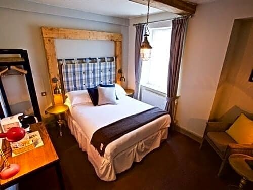 Фото Marlborough Arms Hotel