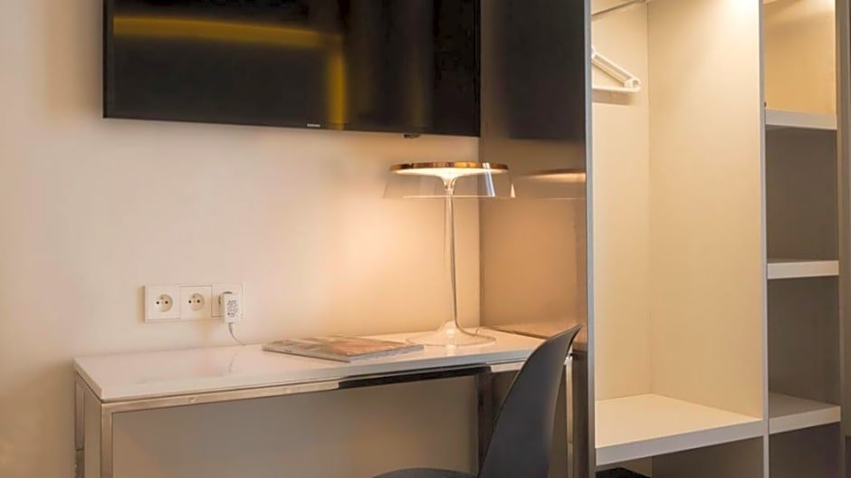 Фото Nouvel Hotel Eiffel