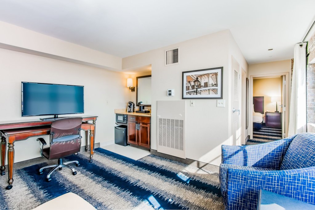 Фото The Mercantile Hotel New Orleans