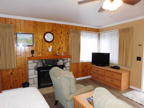 Фото Andril Fireplace Cottages