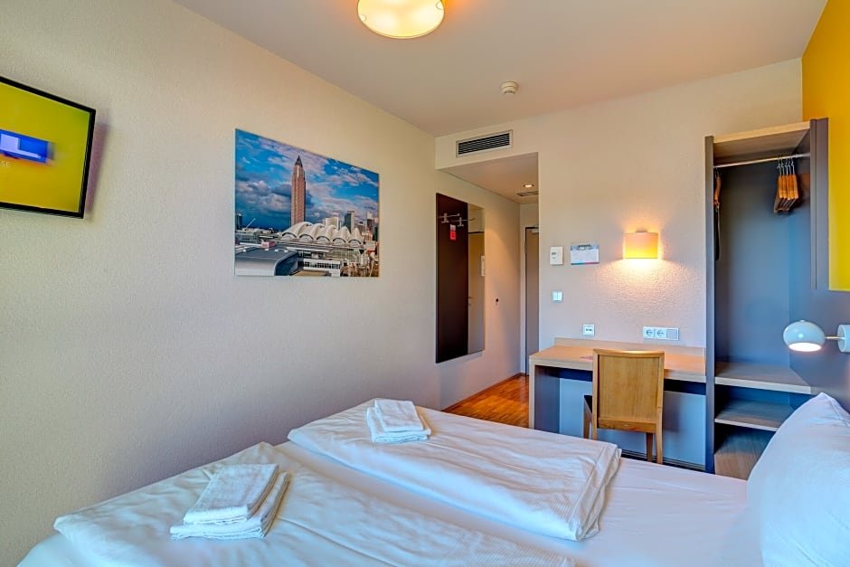 Фото LyvInn Hotel Frankfurt Messe