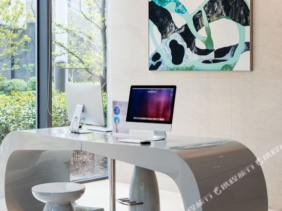 Фото Novotel Ningbo East