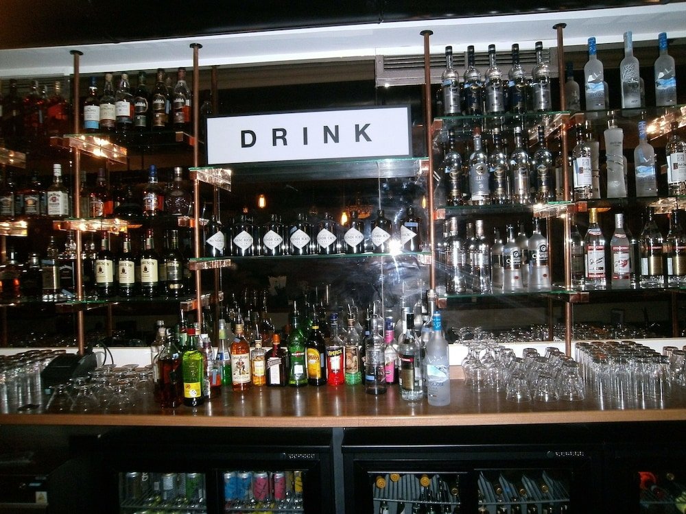 Фото Yellow Rose Hotel