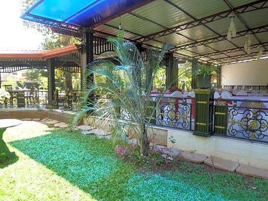 Фото Grand Crown Hotel