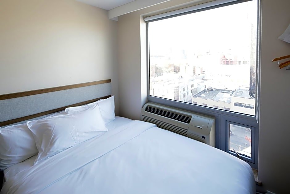 Фото Mayflower Boutique Hotel