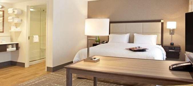 Фото Hampton Inn & Suites Minneapolis Downtown