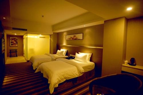 Фото Metropolo Xi'An Bell Tower West Gate