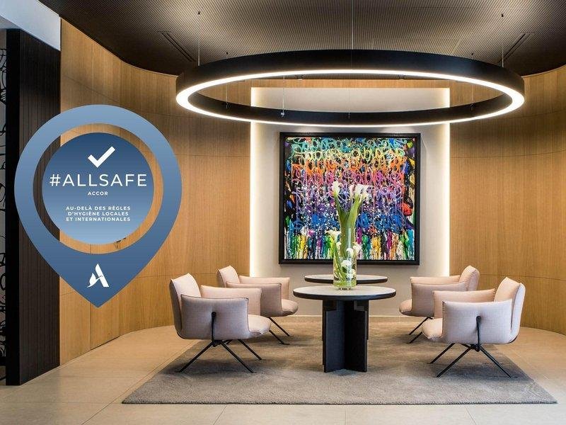 Фото Hotel Mercure Paris 17 Batignolles 