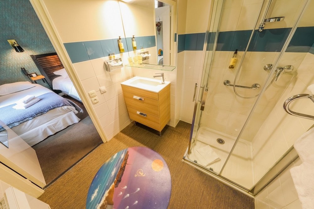 Фото Hôtel Les Charmettes