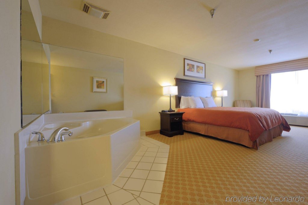 Фото Country Inn & Suites by Radisson, Savannah I-95 North, Ga