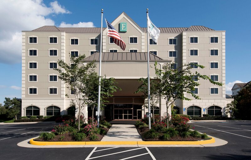 Гостиница Embassy Suites by Hilton Dulles Airport