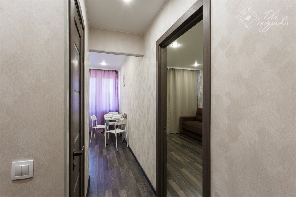 Фото Две Подушки на ул. Гагарина 82а кв. 852