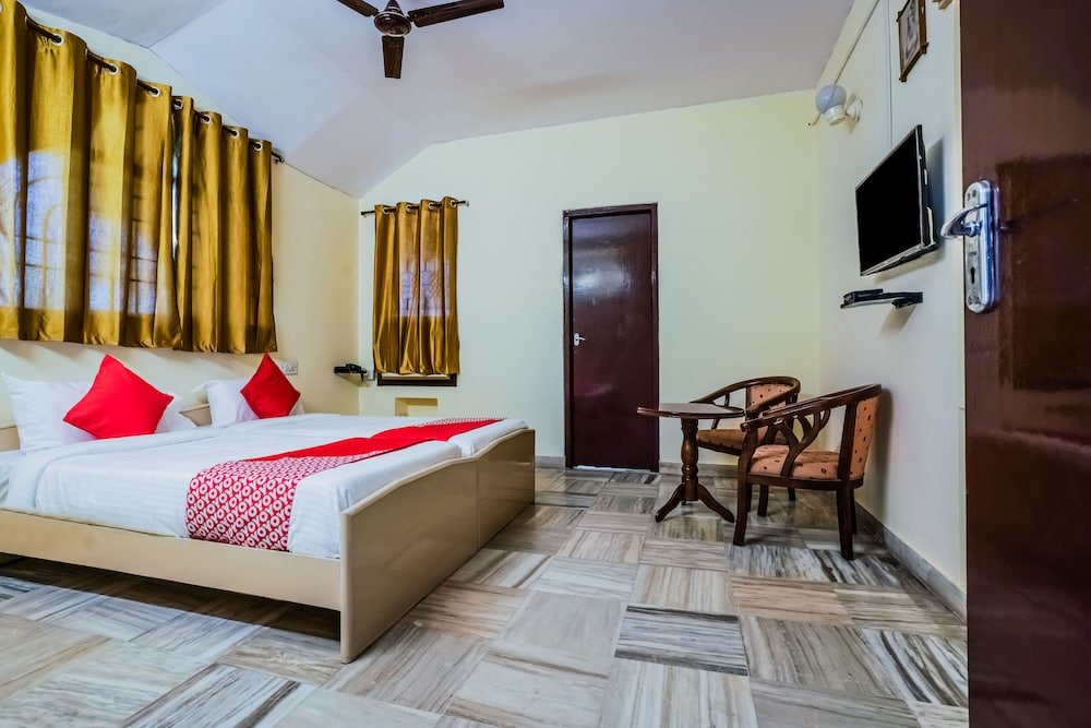 Фото Oyo 20025 SilverKey Banjara Hills